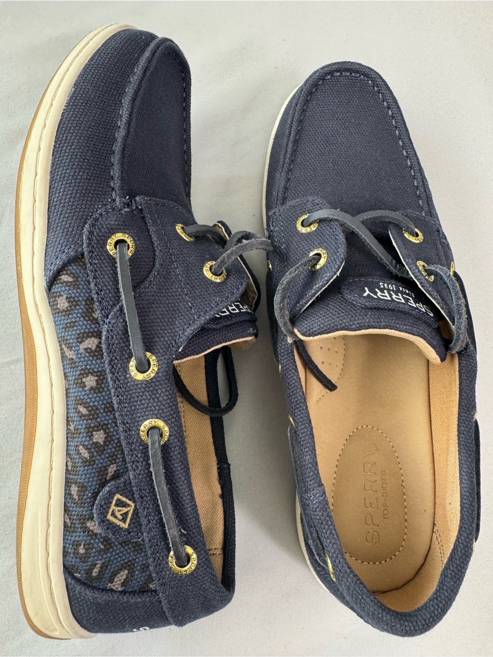 Sperry Navy Blue Boat Shoes‎ Animal Print Women's Size 8